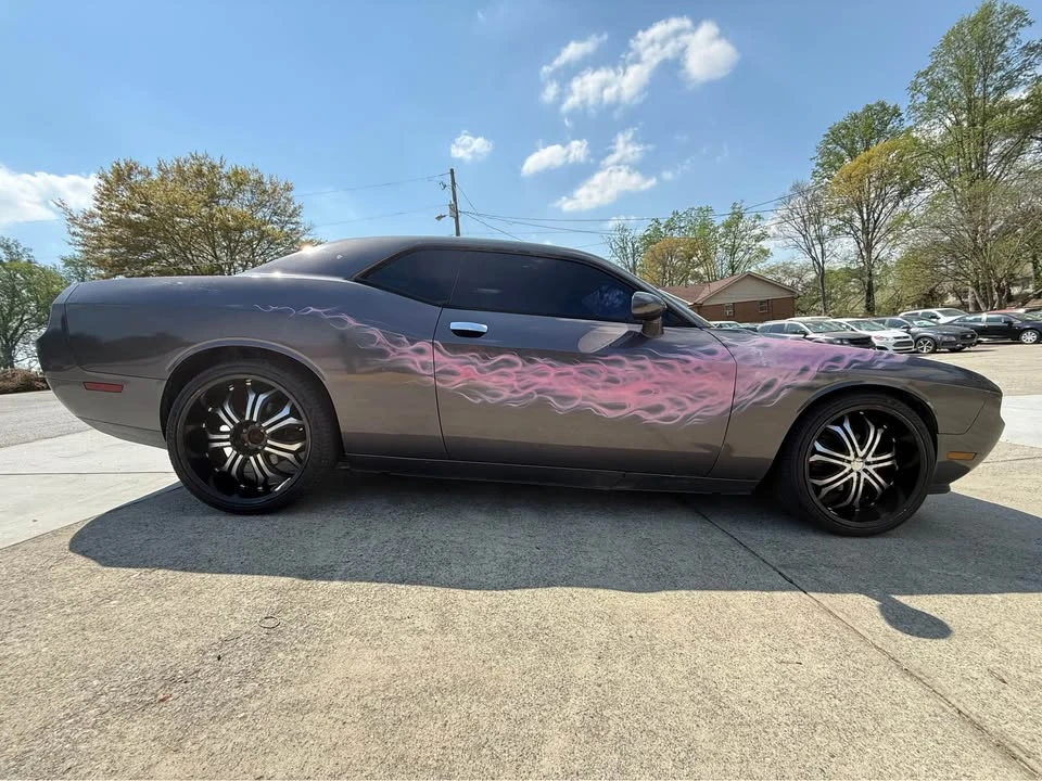 2013 Dodge Challenger 3rd Gen - Image 8 of 17