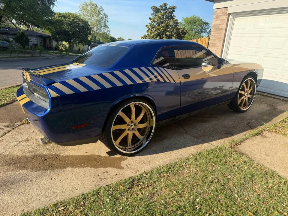 2013 Dodge Challenger 3rd Gen - Image 2 of 7