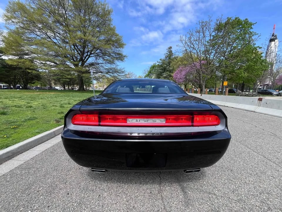 2013 Dodge Challenger 3rd Gen - Image 4 of 16