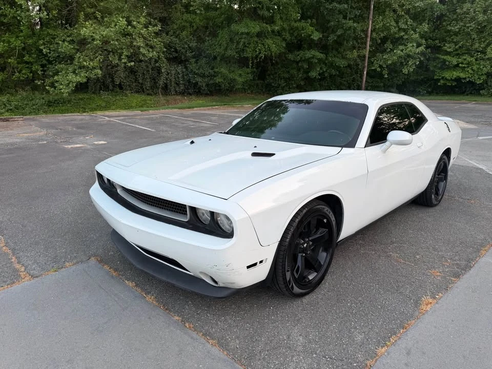 2013 Dodge Challenger 3rd Gen - Image 4 of 13