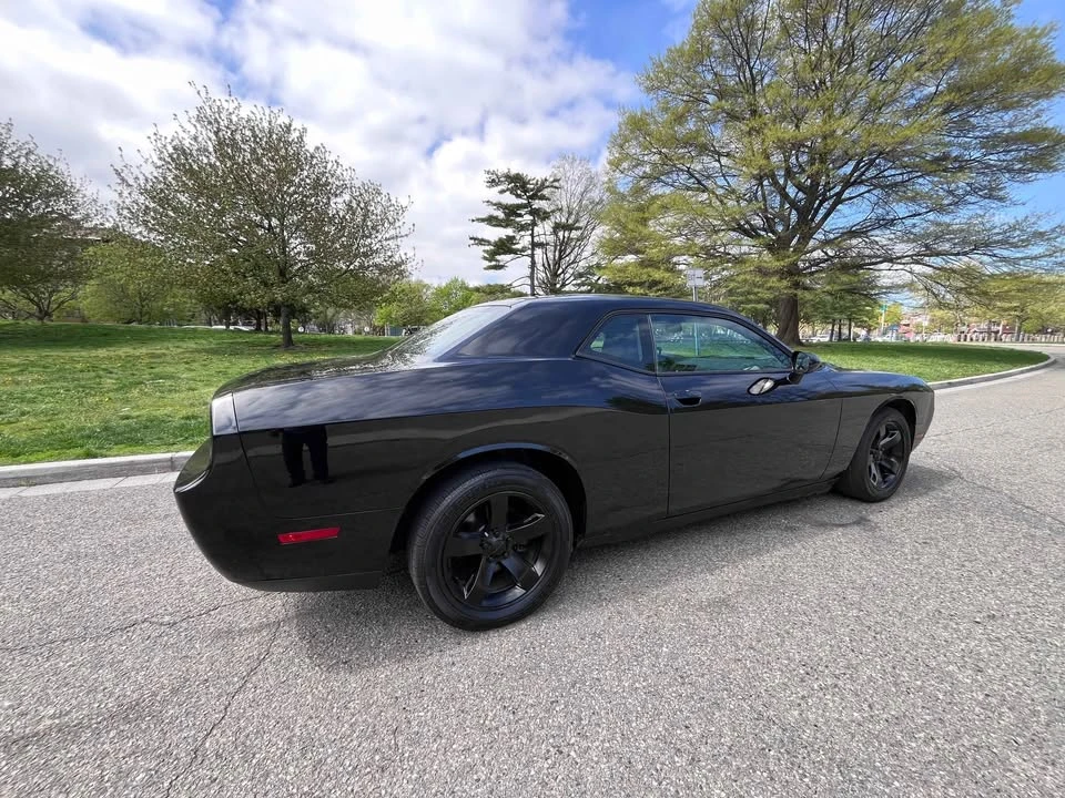 2013 Dodge Challenger 3rd Gen - Image 5 of 16