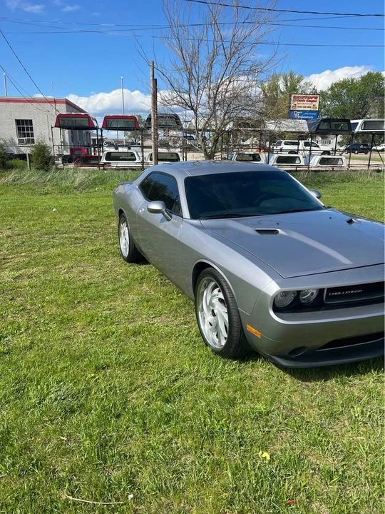 2013 Dodge Challenger 3rd Gen - Image 4 of 15