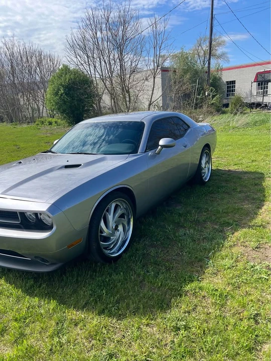 2013 Dodge Challenger 3rd Gen - Image 3 of 15