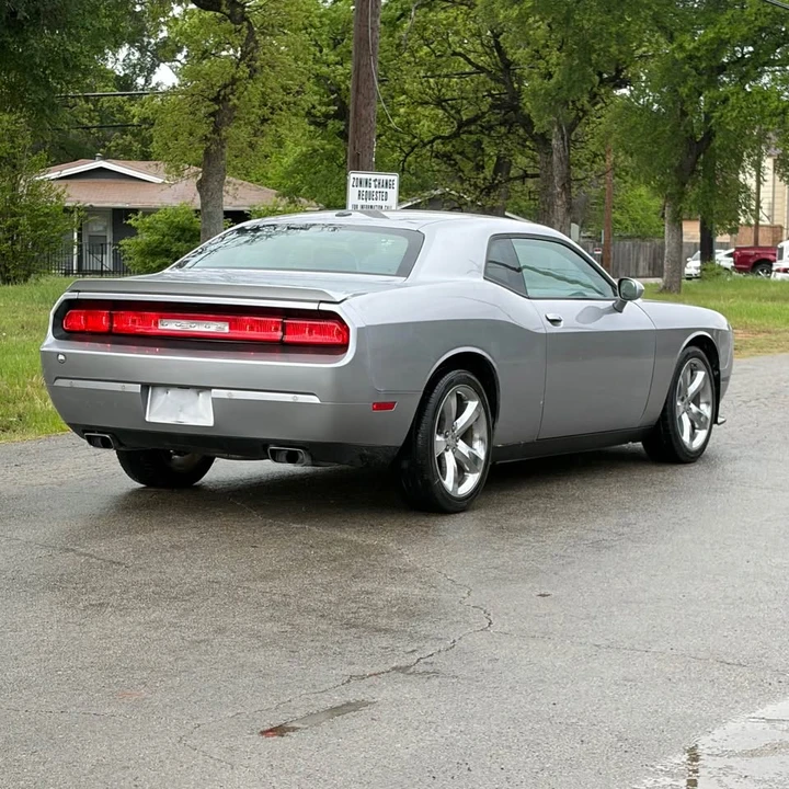2013 Dodge Challenger 3rd Gen - Image 8 of 19