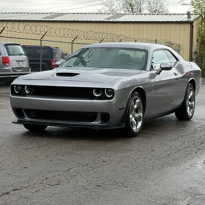2013 Dodge Challenger 3rd Gen - Image 2 of 19