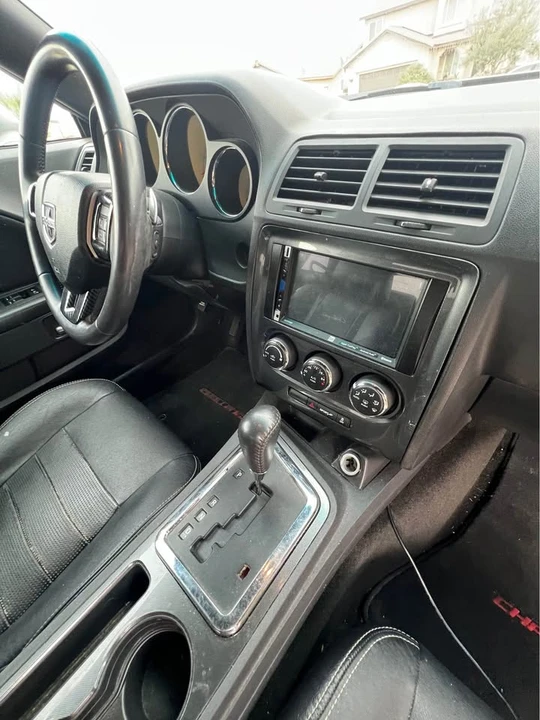 2013 Dodge Challenger 3rd Gen - Image 4 of 19