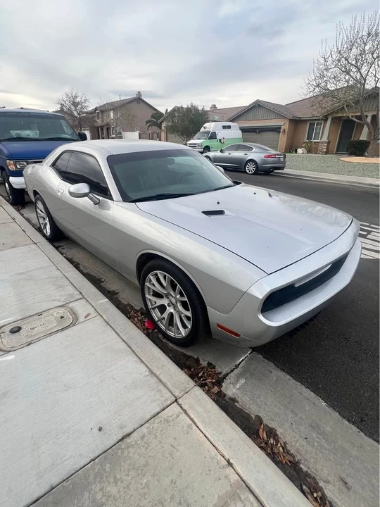 2013 Dodge Challenger 3rd Gen - Image 2 of 19