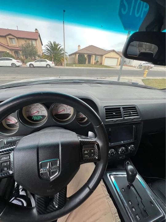 2013 Dodge Challenger 3rd Gen - Image 8 of 19