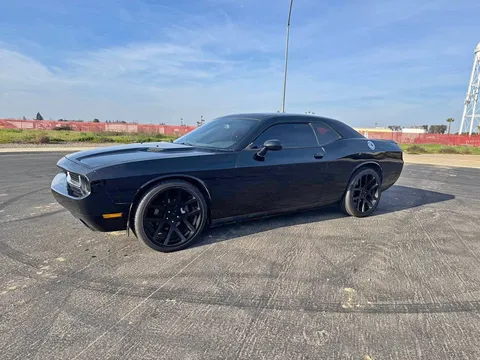 2013 Dodge Challenger SXT Coupe
