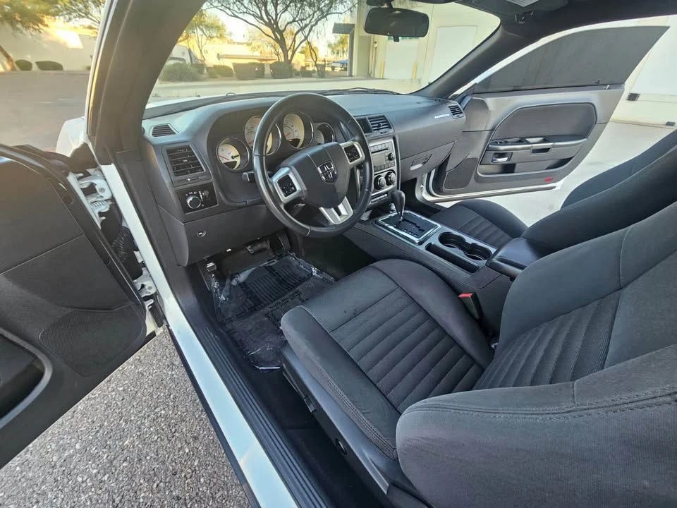 2013 Dodge Challenger 3rd Gen - Image 9 of 11