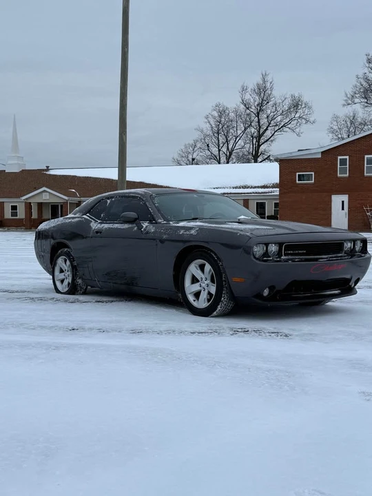 2013 Dodge Challenger 3rd Gen - Image 2 of 13