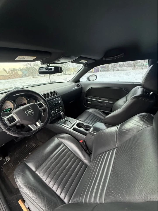 2013 Dodge Challenger 3rd Gen - Image 7 of 13