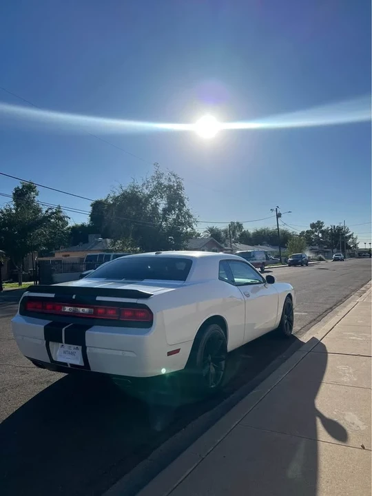 2013 Dodge Challenger 3rd Gen - Image 4 of 10