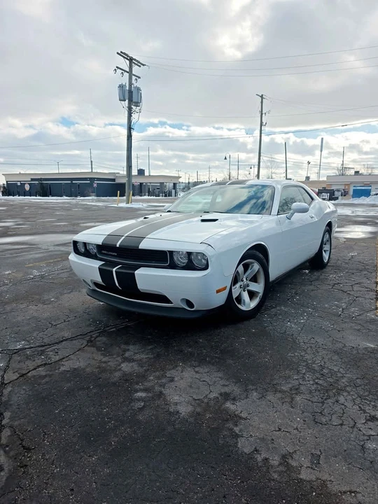 2013 Dodge Challenger 3rd Gen - Image 2 of 14