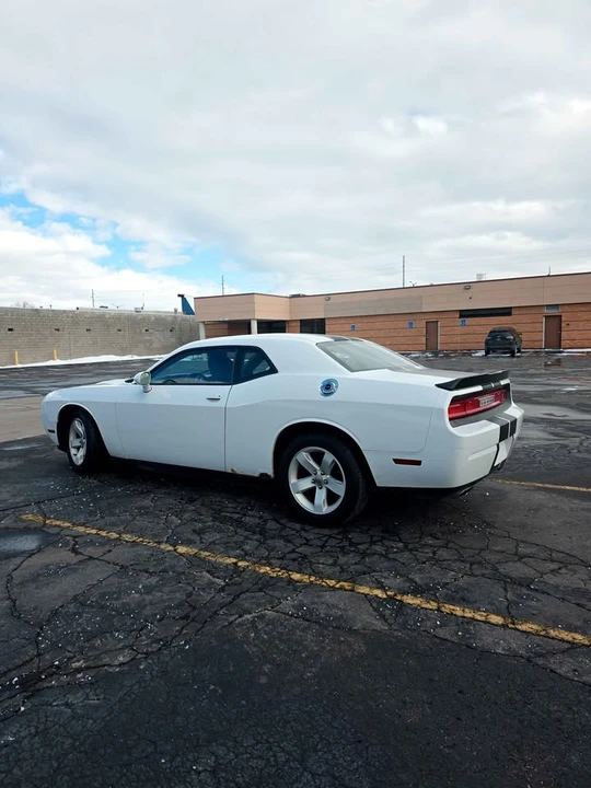 2013 Dodge Challenger 3rd Gen - Image 7 of 14