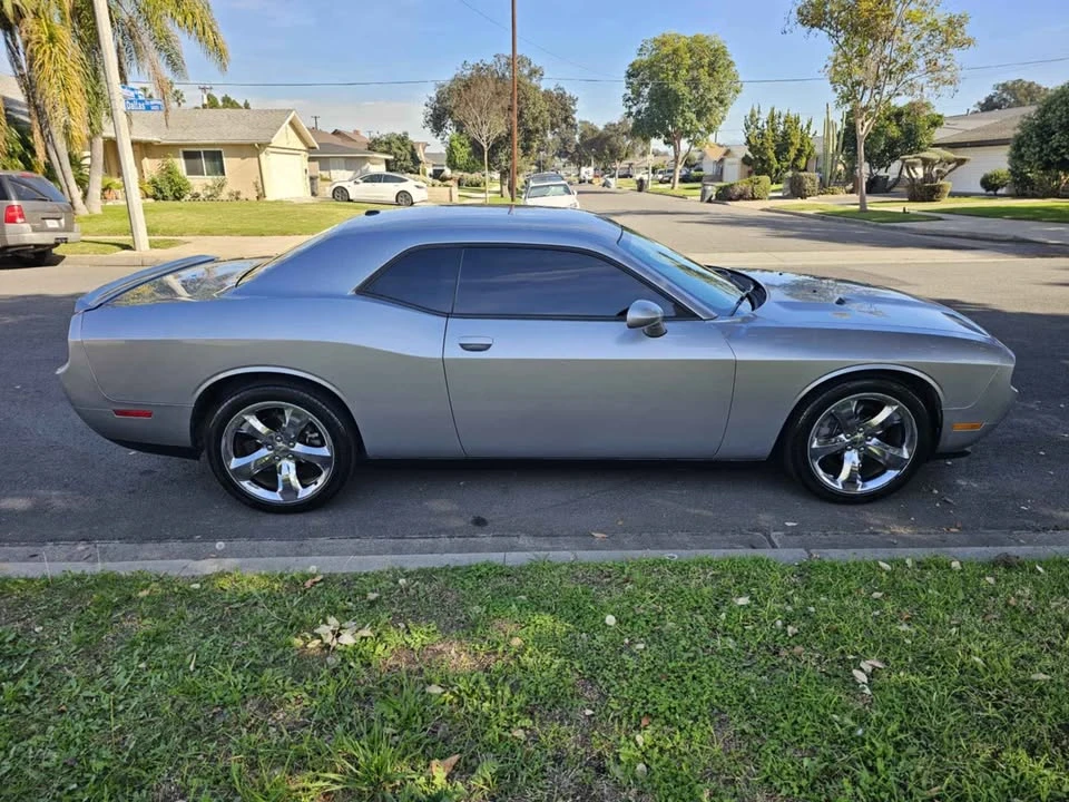 2013 Dodge Challenger 3rd Gen - Image 11 of 13