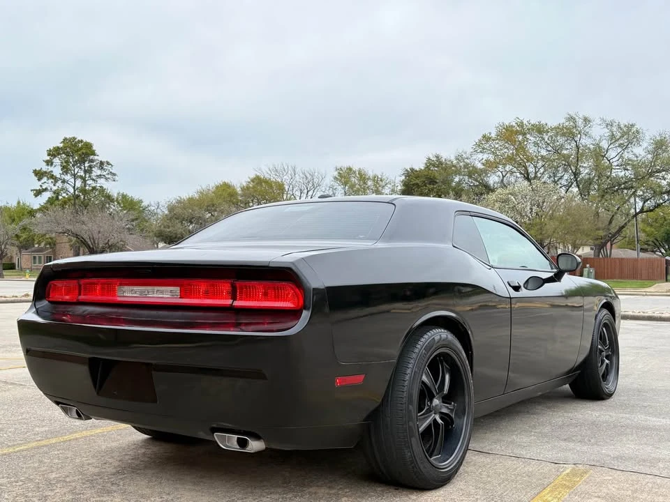 2012 Dodge Challenger 3rd Gen - Image 5 of 13