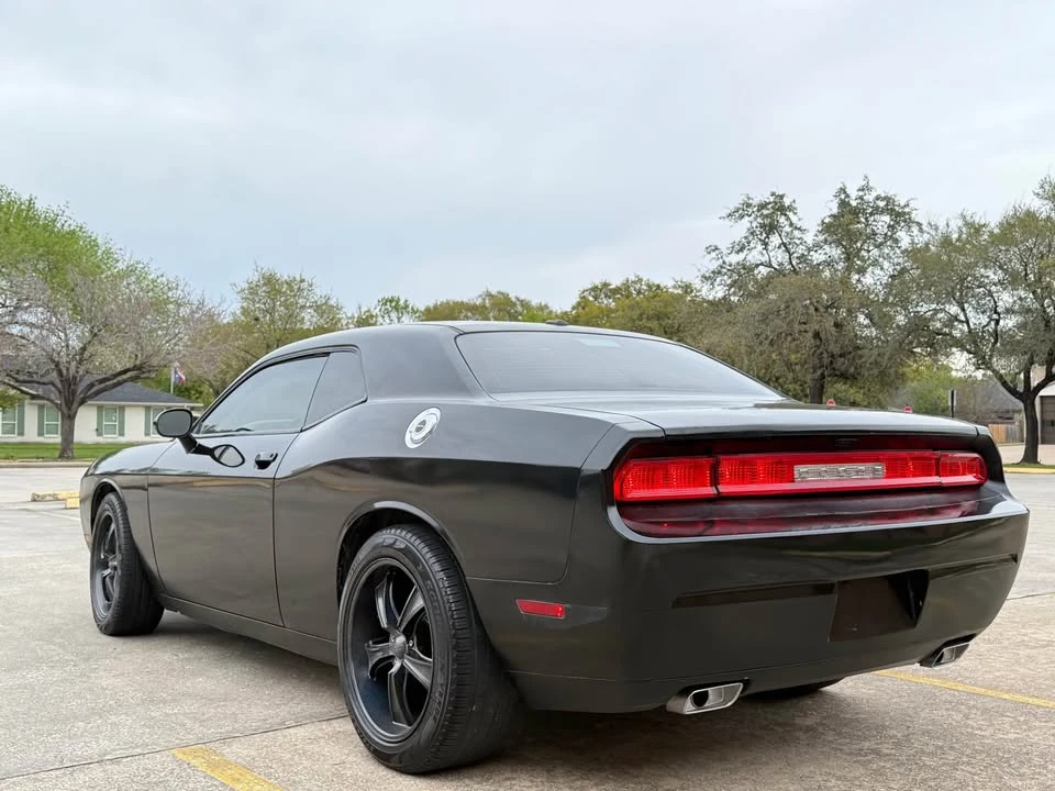 2012 Dodge Challenger 3rd Gen - Image 3 of 13