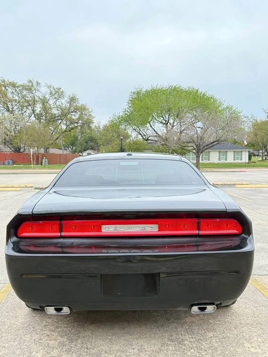 2012 Dodge Challenger 3rd Gen - Image 4 of 13