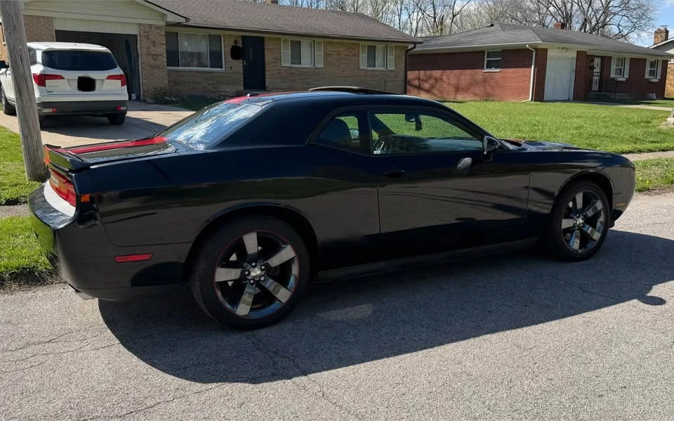 2013 Dodge Challenger 3rd Gen - Image 5 of 19