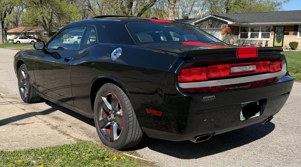 2013 Dodge Challenger 3rd Gen - Image 6 of 19