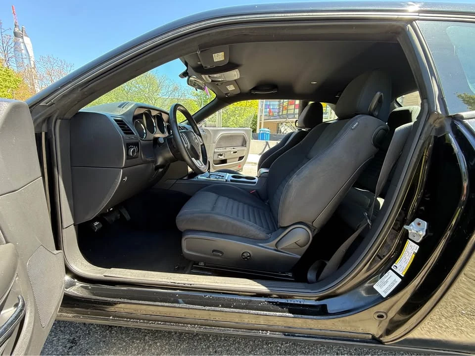 2013 Dodge Challenger 3rd Gen - Image 10 of 21