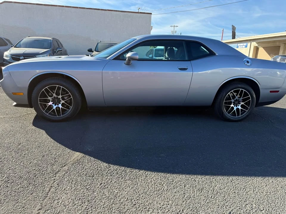 2013 Dodge Challenger 3rd Gen - Image 4 of 12