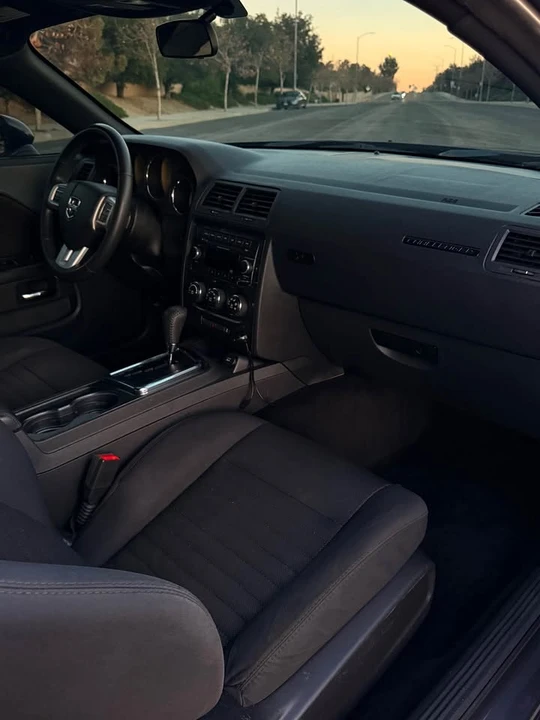 2013 Dodge Challenger 3rd Gen - Image 7 of 12