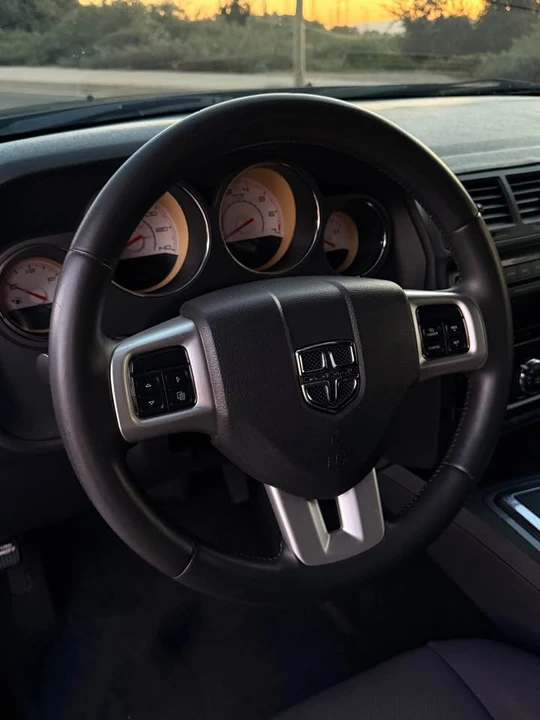 2013 Dodge Challenger 3rd Gen - Image 11 of 12