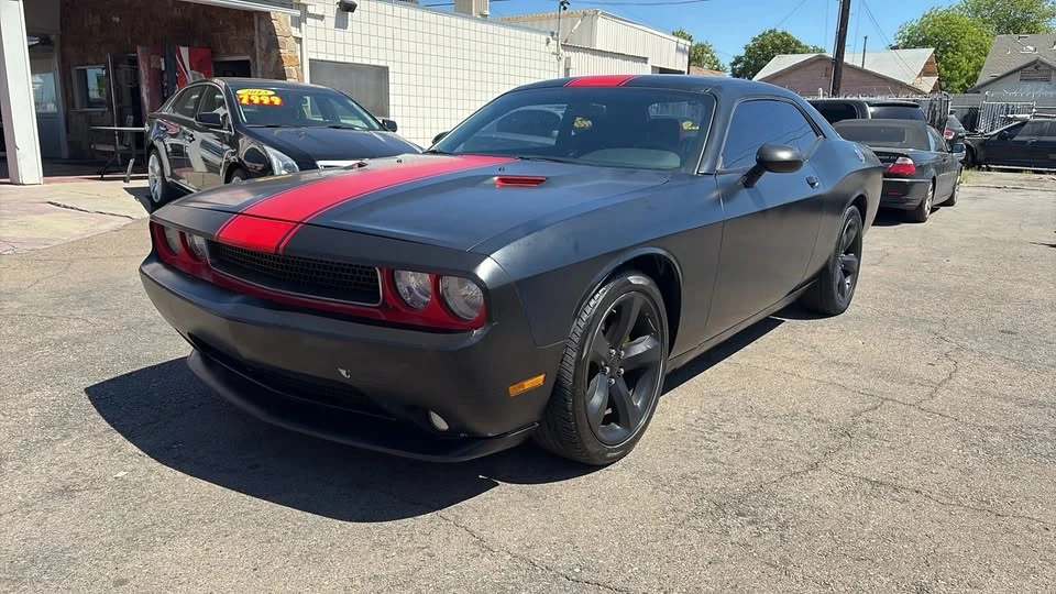 2013 Dodge Challenger 3rd Gen - Image 2 of 16