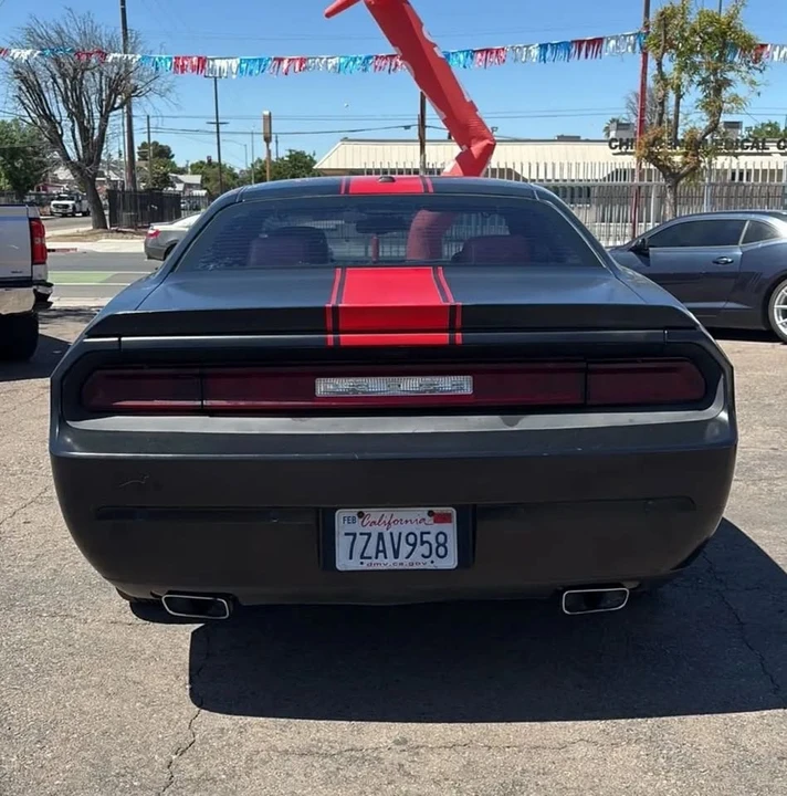 2013 Dodge Challenger 3rd Gen - Image 5 of 16