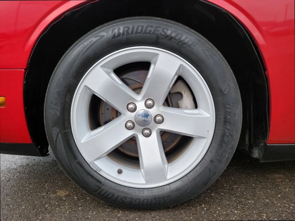 2013 Dodge Challenger 3rd Gen - Image 16 of 18