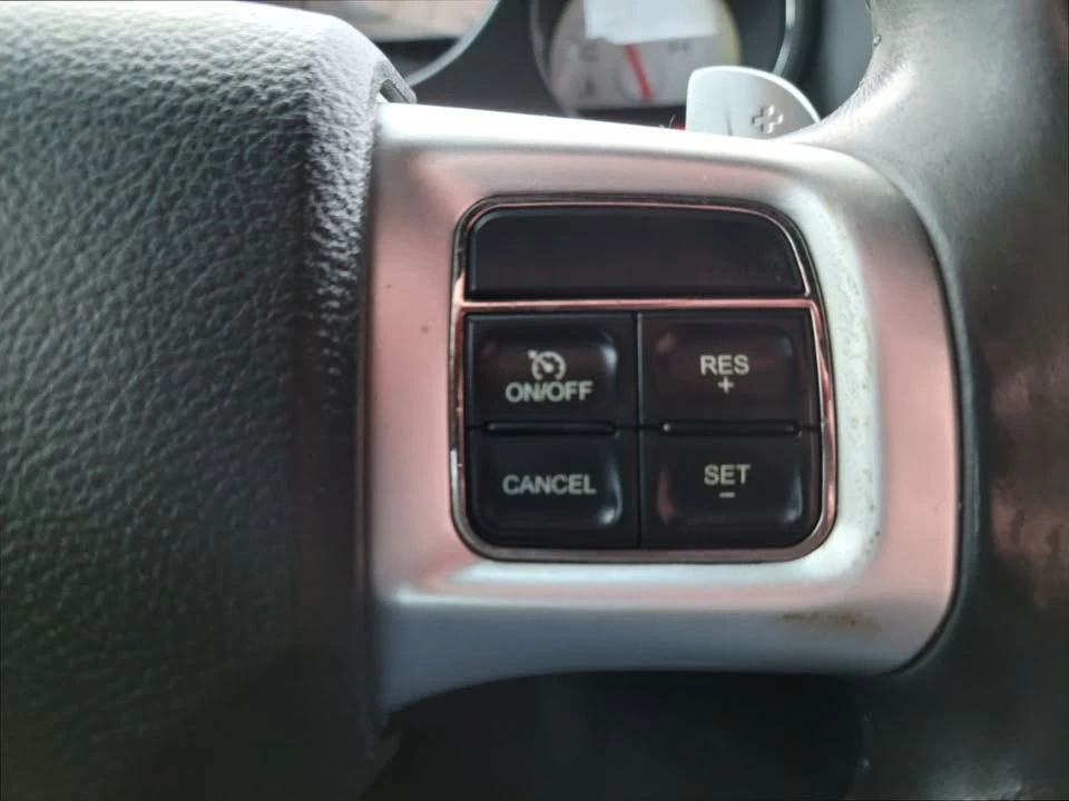 2013 Dodge Challenger 3rd Gen - Image 8 of 18