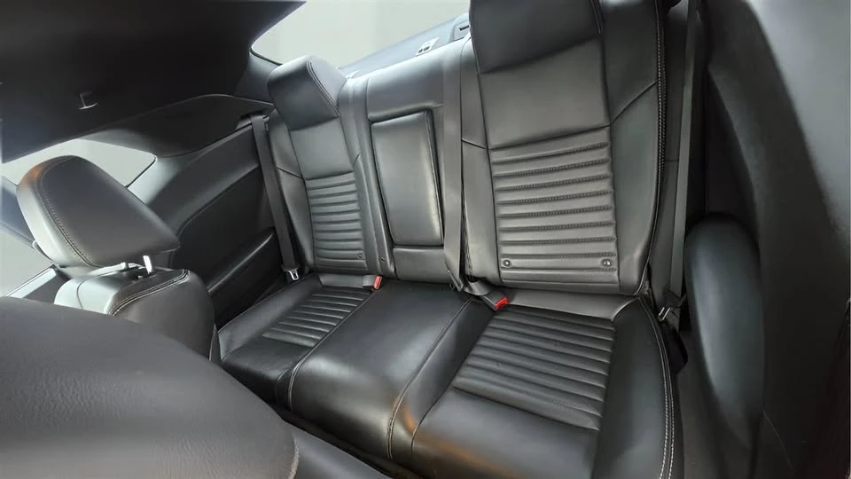 2013 Dodge Challenger 3rd Gen - Image 15 of 17