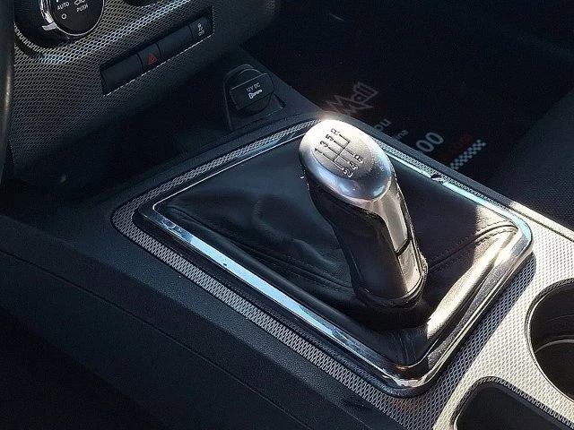 2013 Dodge Challenger 3rd Gen - Image 10 of 17