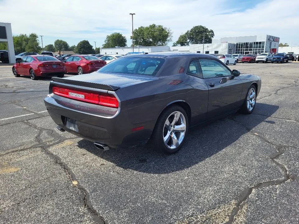 2013 Dodge Challenger 3rd Gen - Image 7 of 13