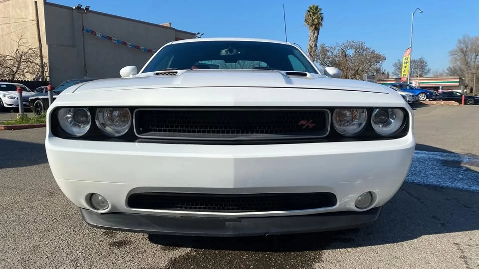 2013 Dodge Challenger 3rd Gen - Image 7 of 20