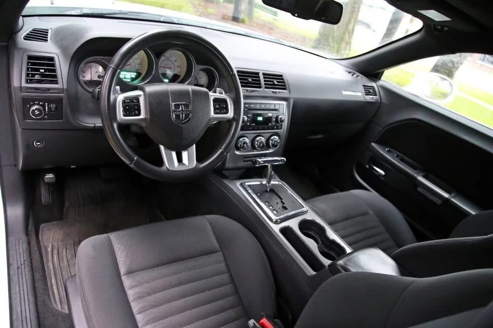 2013 Dodge Challenger 3rd Gen - Image 11 of 14