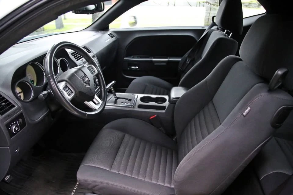 2013 Dodge Challenger 3rd Gen - Image 6 of 14