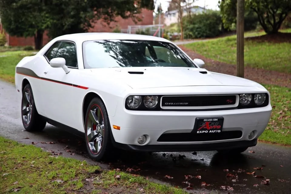 2013 Dodge Challenger 3rd Gen - Image 5 of 14