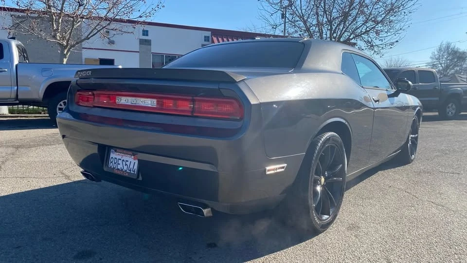 2013 Dodge Challenger 3rd Gen - Image 3 of 19