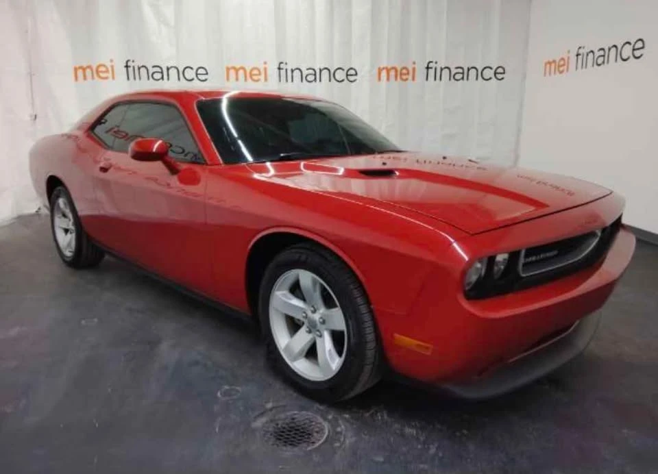 2013 Dodge Challenger 3rd Gen - Image 2 of 13