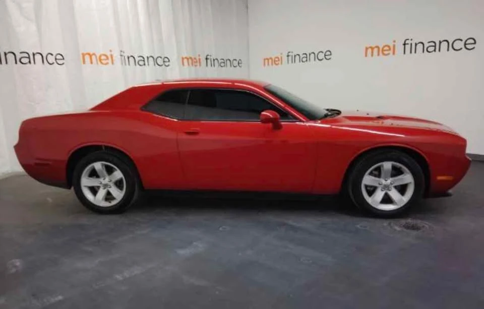 2013 Dodge Challenger 3rd Gen - Image 3 of 13