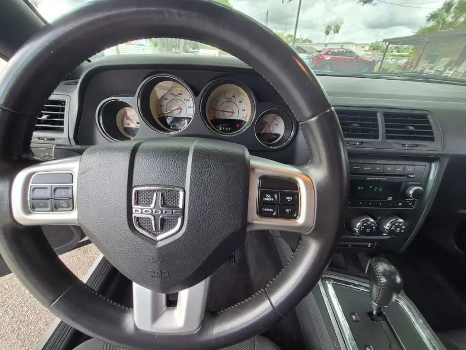 2013 Dodge Challenger 3rd Gen - Image 3 of 6