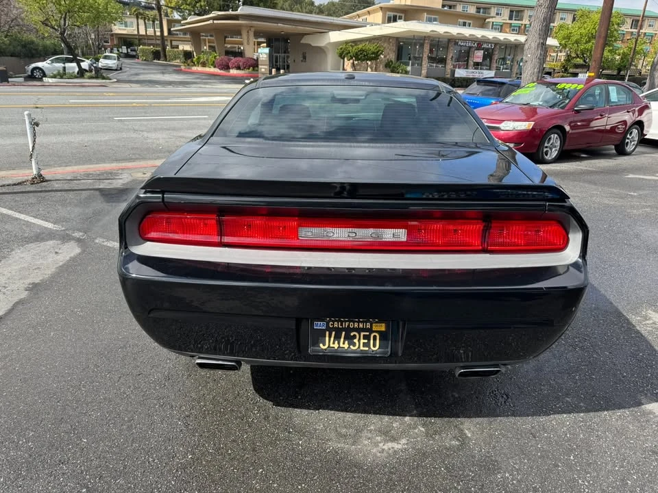 2013 Dodge Challenger 3rd Gen - Image 4 of 9