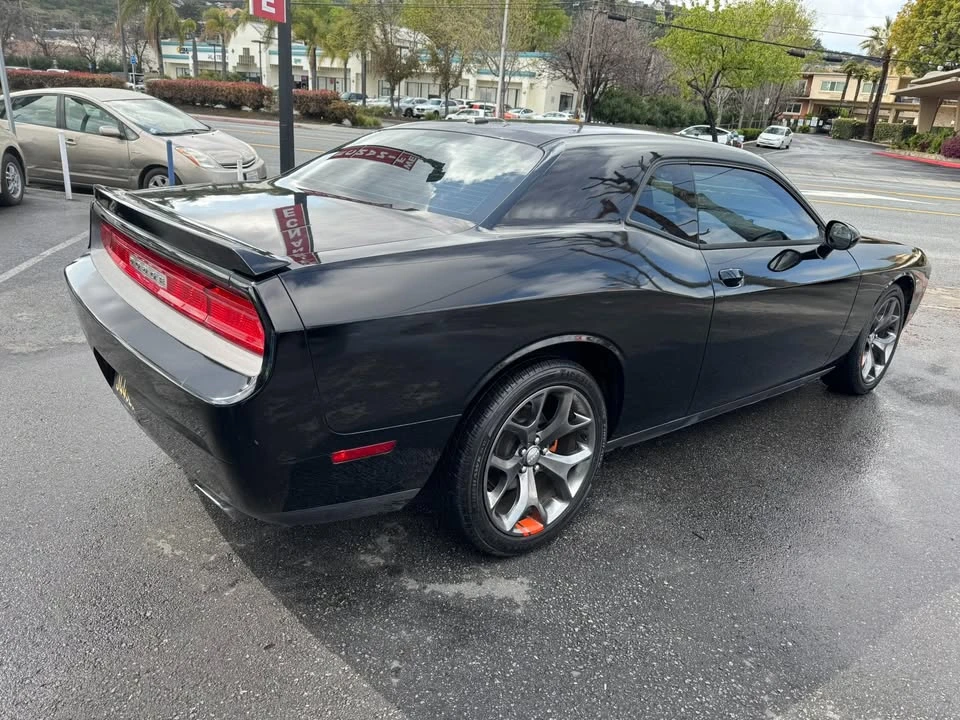 2013 Dodge Challenger 3rd Gen - Image 3 of 9