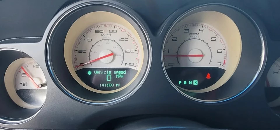 2013 Dodge Challenger 3rd Gen - Image 15 of 20
