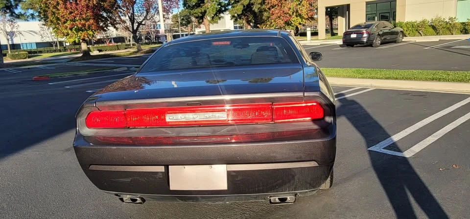2013 Dodge Challenger 3rd Gen - Image 14 of 20