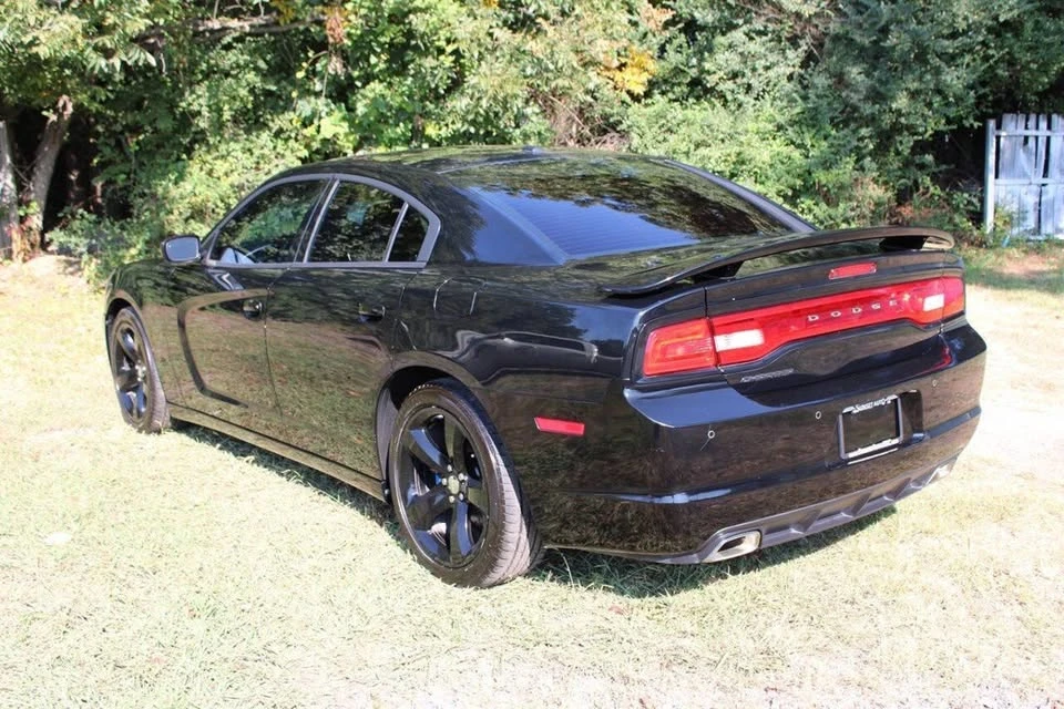 2013 Dodge Charger 7th Gen - Image 9 of 20