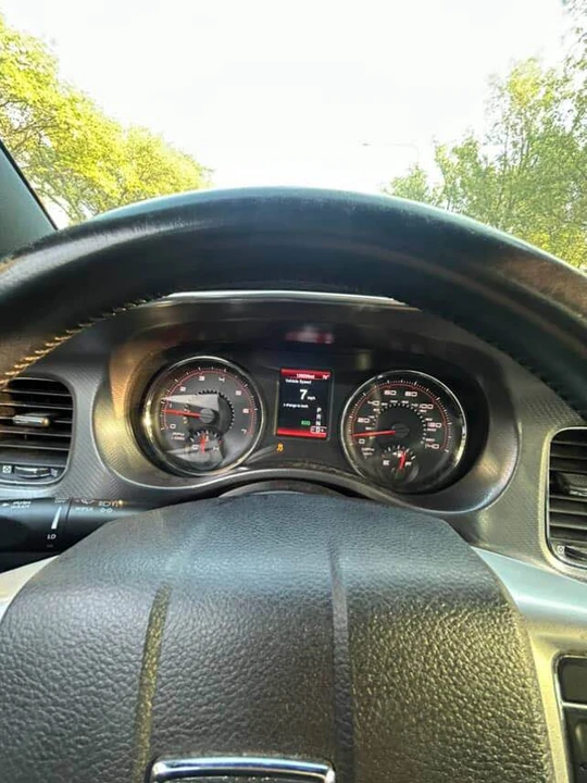 2013 Dodge Charger 7th Gen - Image 3 of 4